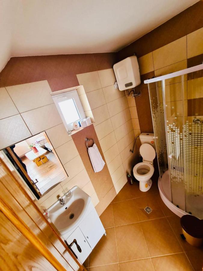 Cabana Vanatorilor Poiana Mărului Eksteriør billede